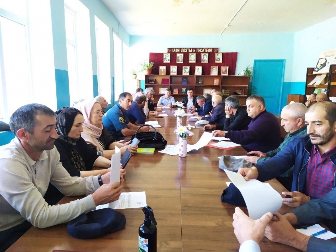 Вопросы по подготовке к предстоящим выборам обсудили в администрации района