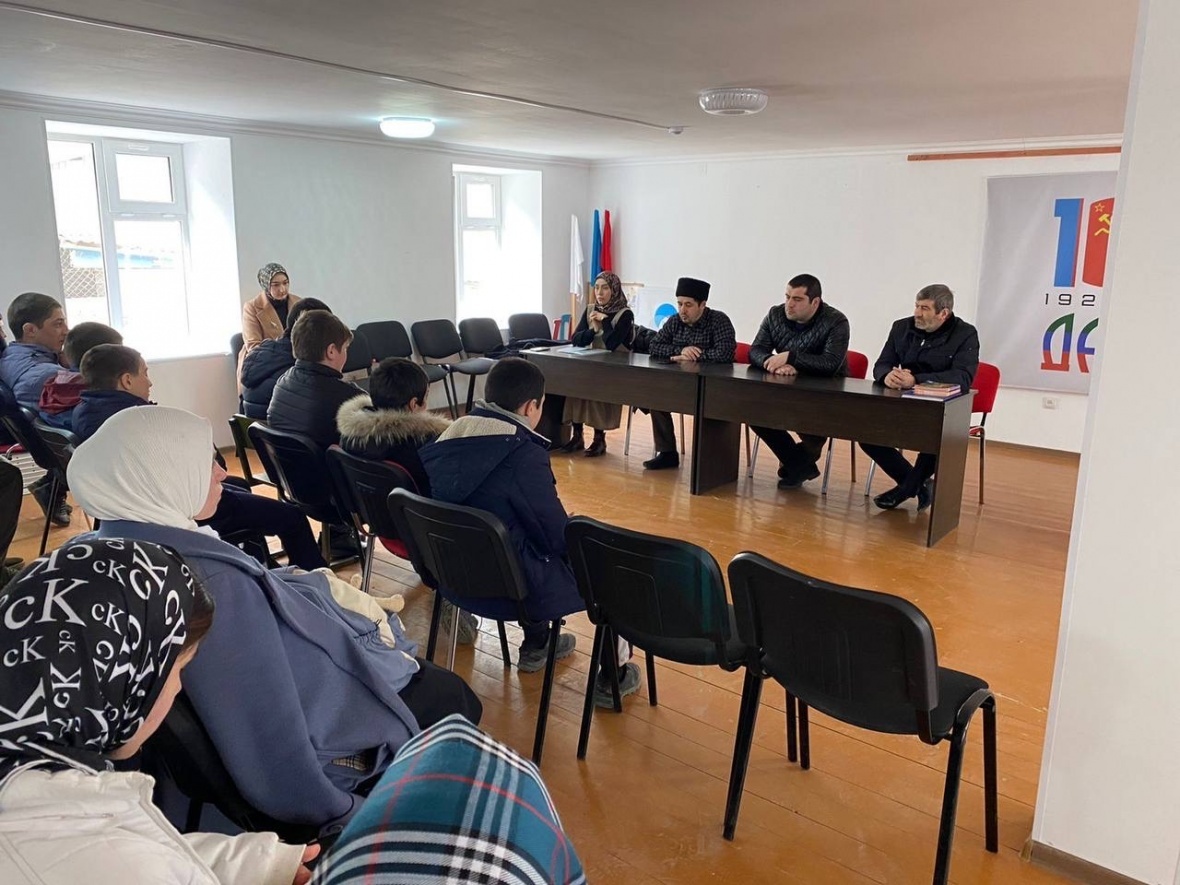 Урок трезвости для учеников 8-х классов провели в Цурибской школе