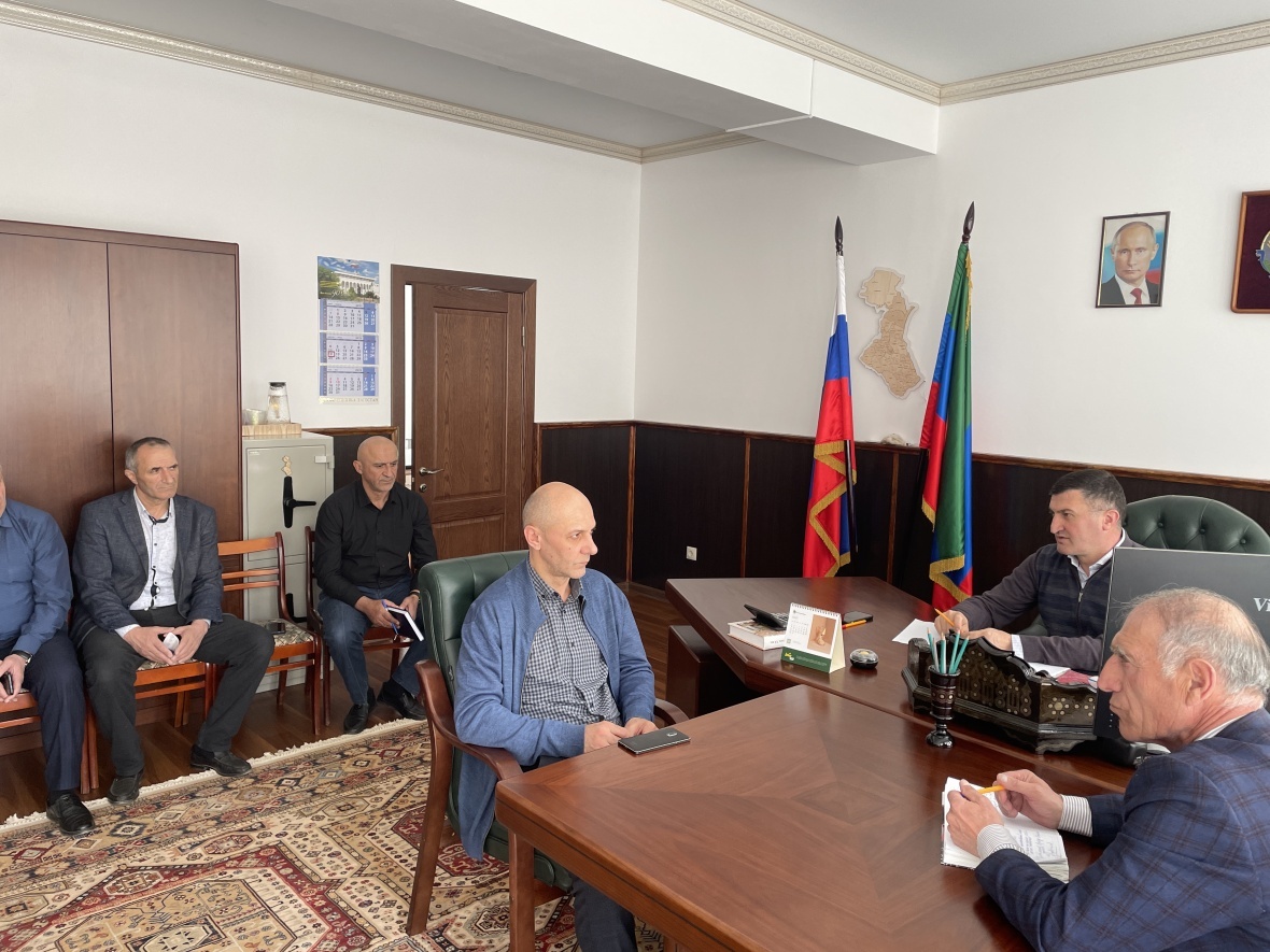 В администрации района провели плановое аппаратное совещание