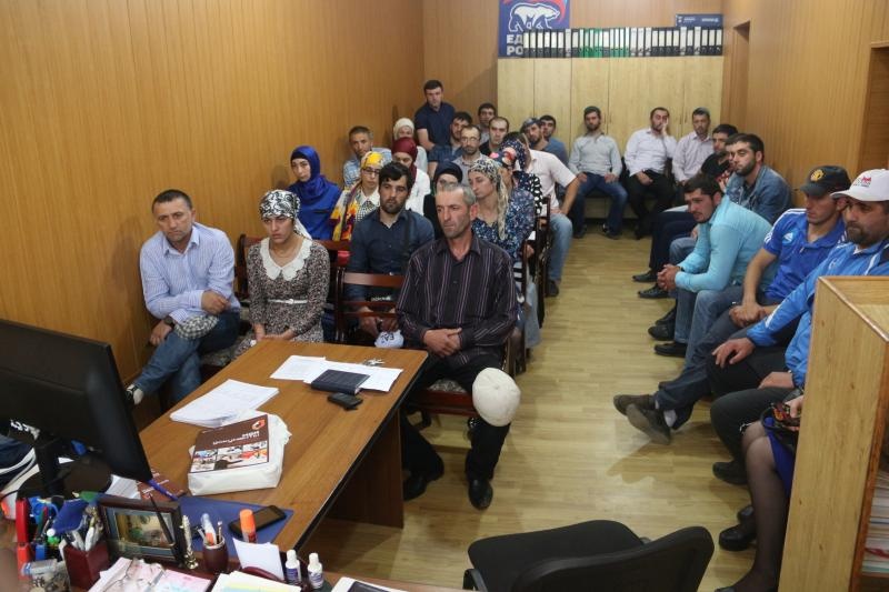 Республиканский МФЦ провел информационную акцию 21.07.2015г. в Чародинском районе