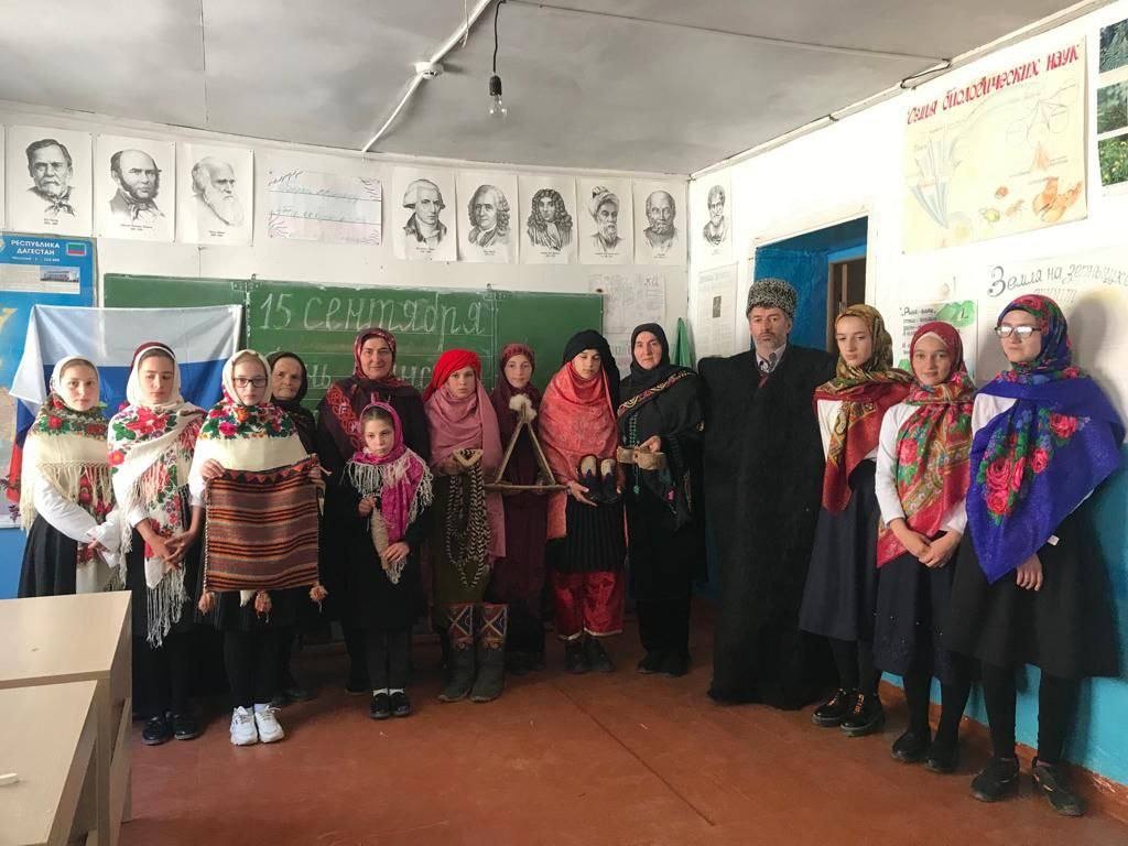 В Гочобской средней школе прошло праздничное мероприятие