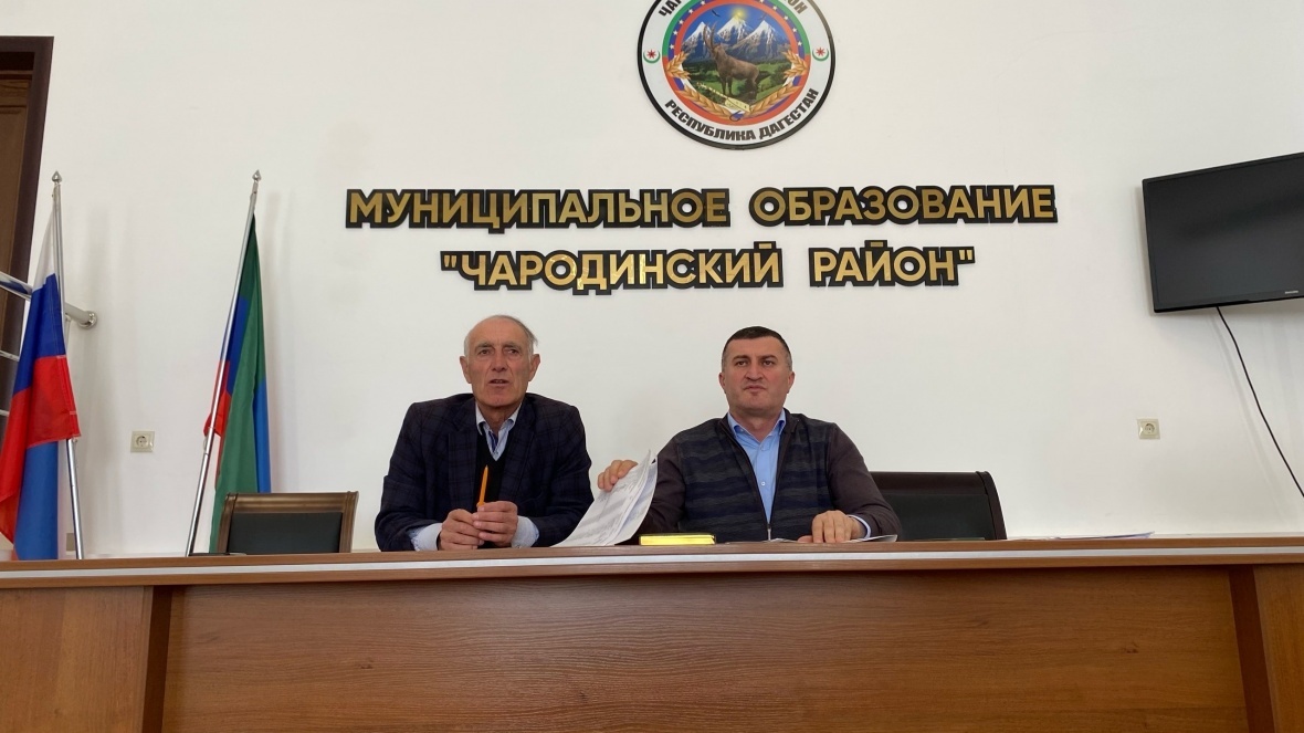 Днем раньше в администрации района с главами поселений обсудили вопросы сбора налогов в сельские и районный бюджеты