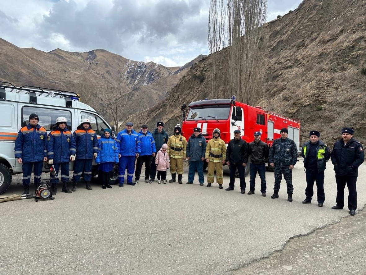 В селе Цуриб прошли очередные учебно-тренировочные работы