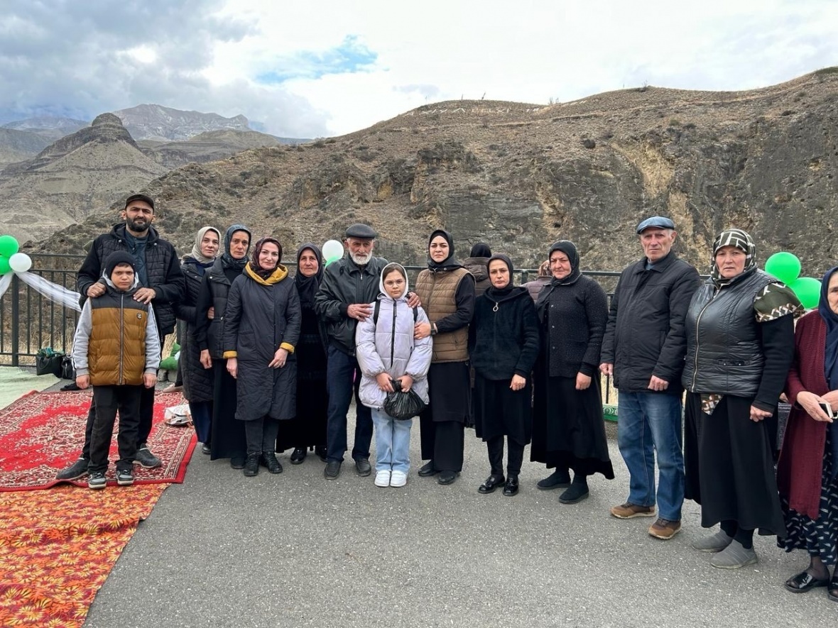 Делегация Чародинского района приняла участие в республиканском ифтаре прошедшем на Ахульго