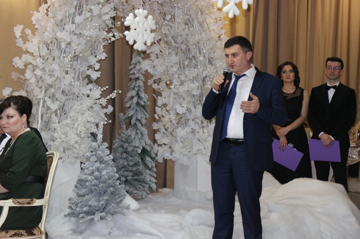 В банкетном зале «Континенталь» прошло праздничное мероприятие «Голубой огонек»