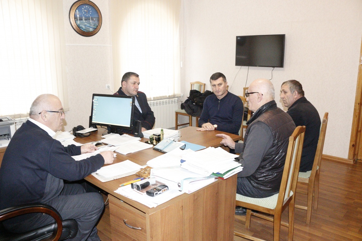 В прокуратуре района состоялось совещание по вопросу соблюдения ветеринарного законодательства