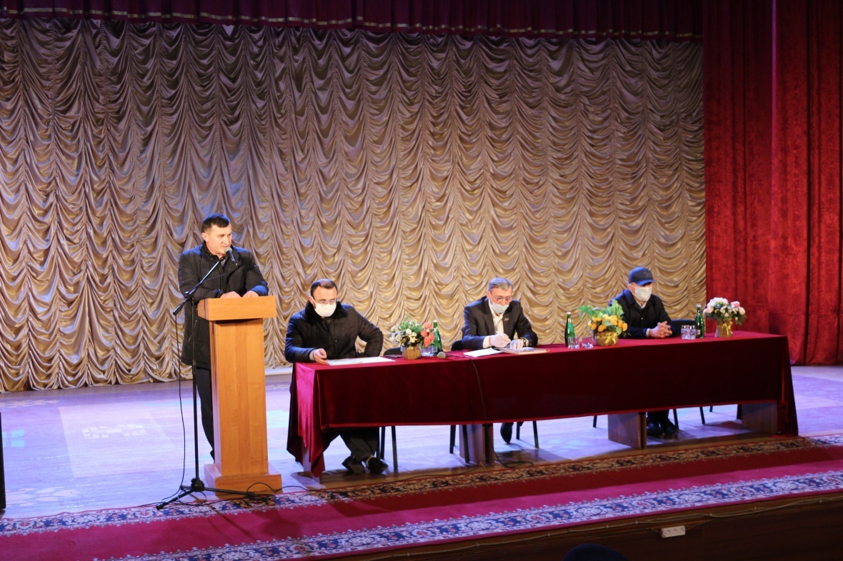 Главой  Чародинского района избран Мухидин Магомедов